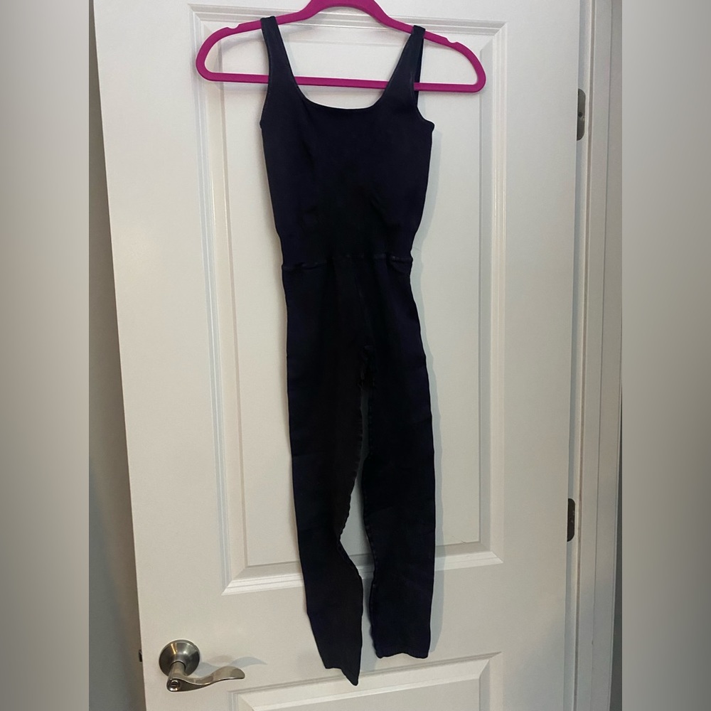 Free People Black Scoop-Neck Ribbed Jumpsuit - Picture 5 of 9